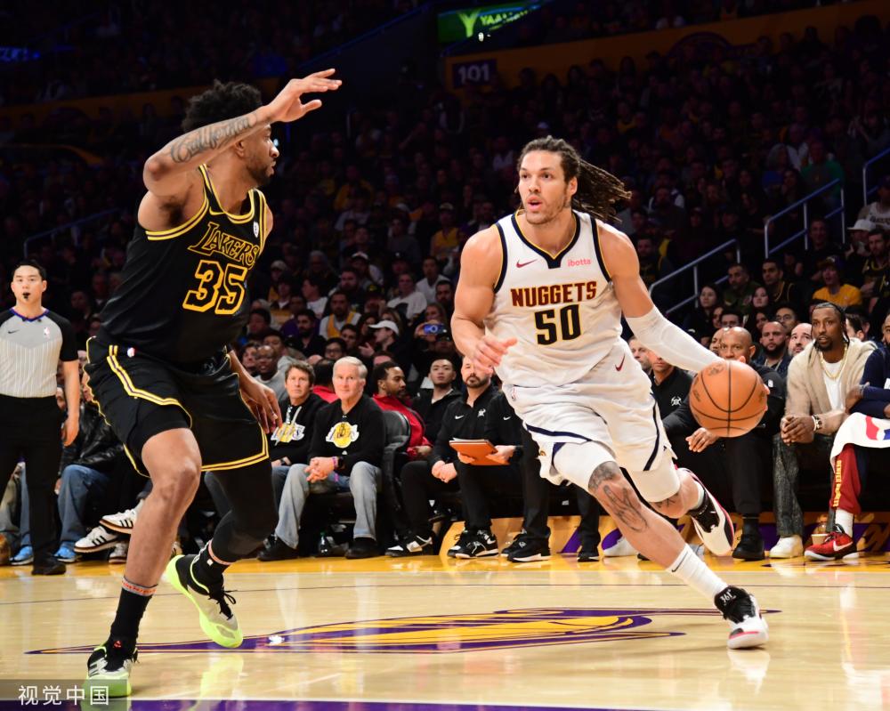 纽卡斯尔联 纽卡斯尔联