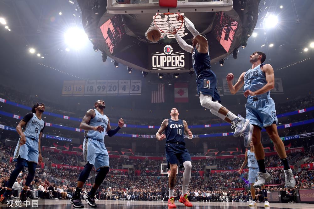 新月的对决 新月的对决